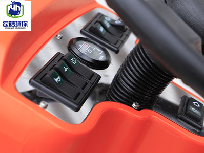 瀅皓YH-S1400駕駛式掃地機(jī) 瀅皓YH-S1400駕駛式掃地機(jī)